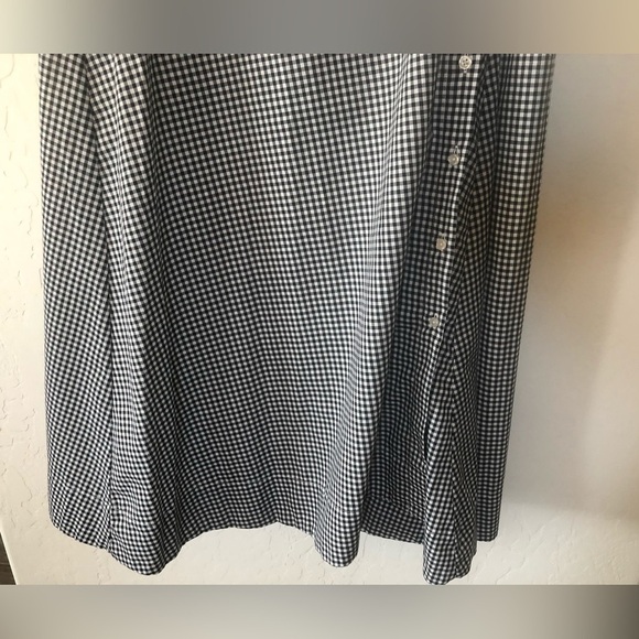 Emily Mihal|Gingham button down maxi wrap skirt, cotton in black & white•••Large - Picture 4 of 12